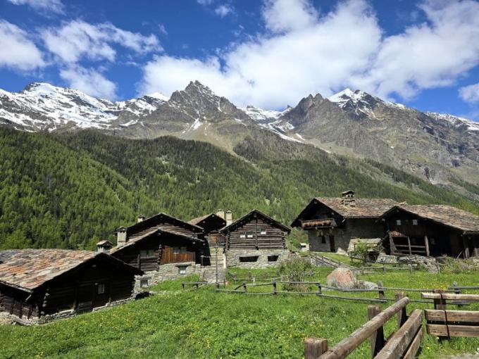 Casa indipendente a Valsavarenche - Frazione Nex